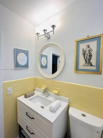 1050 Pennsylvania Ave 28, Miami Beach, FL 33139