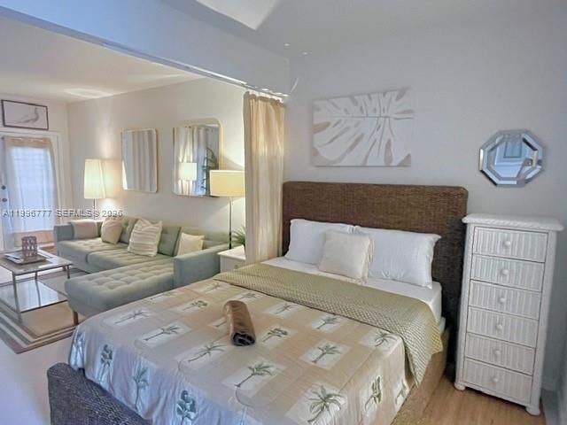 1050 Pennsylvania Ave 28, Miami Beach, FL 33139