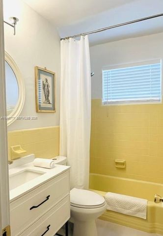 1050 Pennsylvania Ave 28, Miami Beach, FL 33139