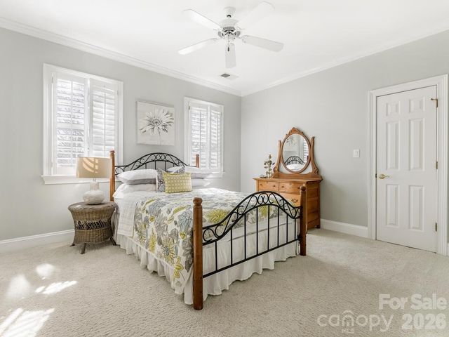 8618 Highgrove Street, Charlotte, NC 28277