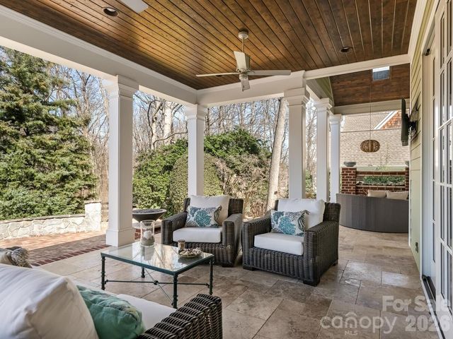 8618 Highgrove Street, Charlotte, NC 28277