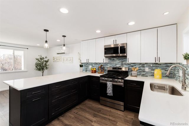 4623 W 2nd Avenue, Denver, CO 80219