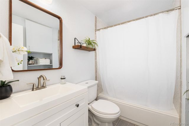 4623 W 2nd Avenue, Denver, CO 80219