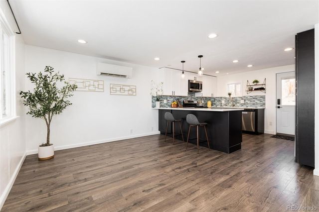 4623 W 2nd Avenue, Denver, CO 80219