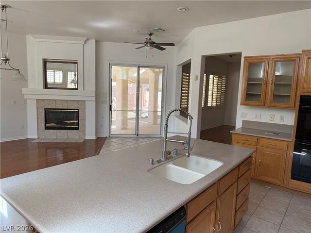 6389 Elizabethtown Avenue, Las Vegas, NV 89110