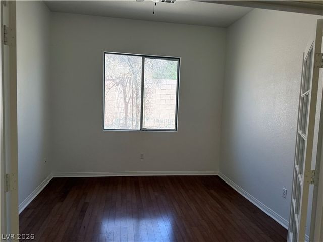 6389 Elizabethtown Avenue, Las Vegas, NV 89110