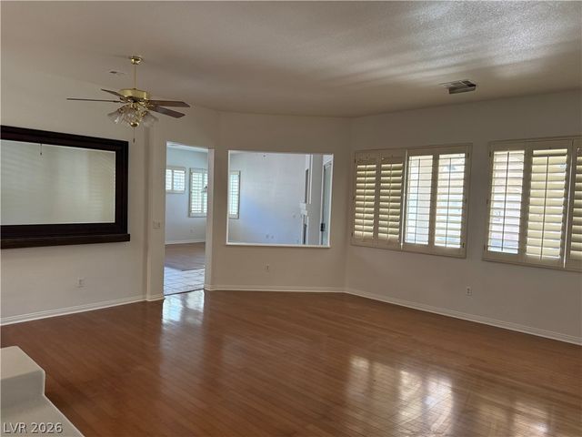 6389 Elizabethtown Avenue, Las Vegas, NV 89110