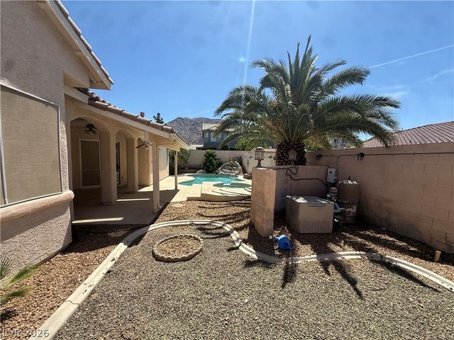 6389 Elizabethtown Avenue, Las Vegas, NV 89110