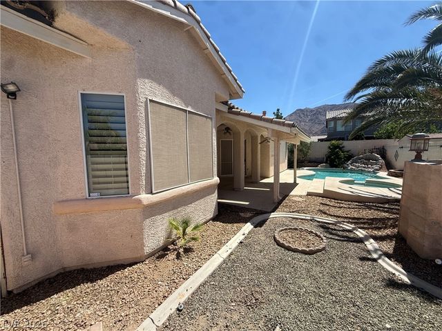 6389 Elizabethtown Avenue, Las Vegas, NV 89110