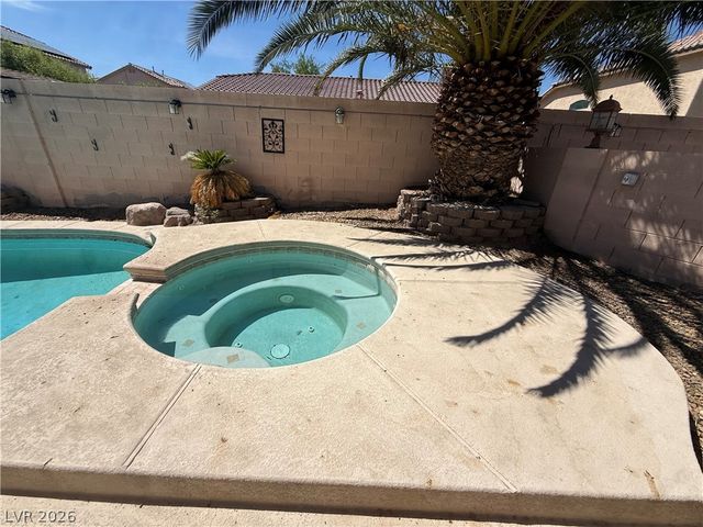 6389 Elizabethtown Avenue, Las Vegas, NV 89110