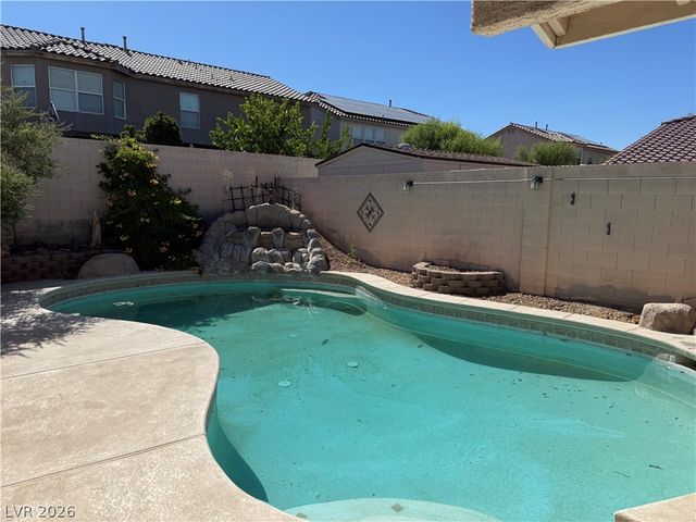6389 Elizabethtown Avenue, Las Vegas, NV 89110