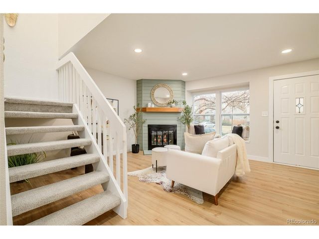 9642 W Chatfield Ave C, Littleton, CO 80128