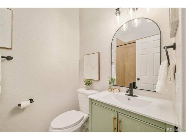 9642 W Chatfield Ave C, Littleton, CO 80128