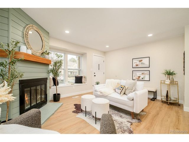 9642 W Chatfield Ave C, Littleton, CO 80128