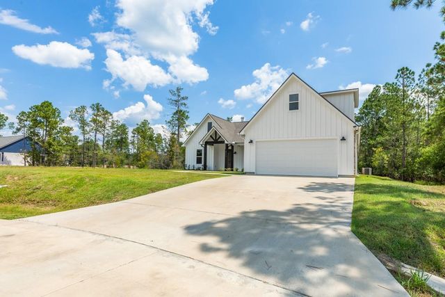 6795 Palace Drive, Lumberton, TX 77657