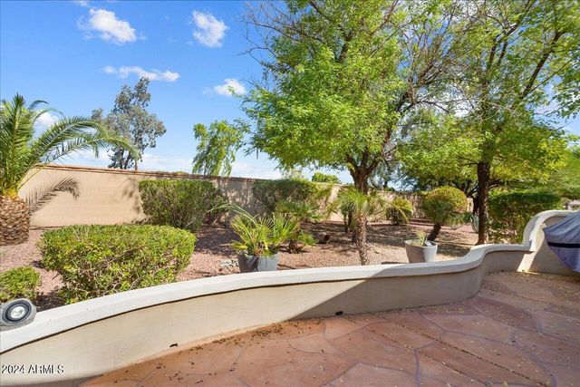 22303 N MONTECITO Avenue, Sun City West, AZ 85375