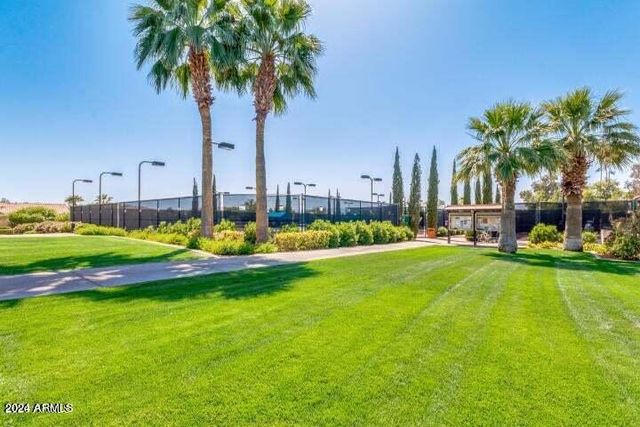 22303 N MONTECITO Avenue, Sun City West, AZ 85375