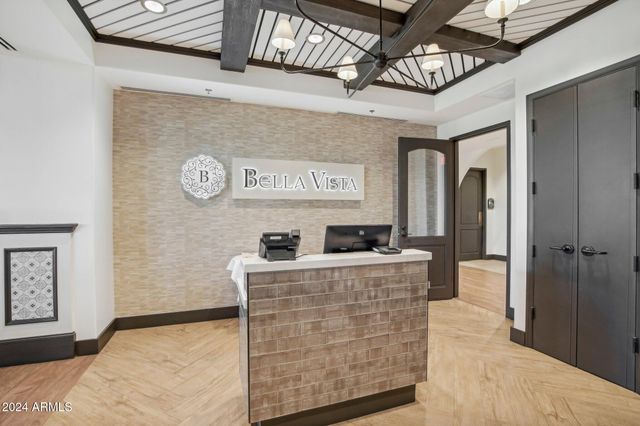 22303 N MONTECITO Avenue, Sun City West, AZ 85375