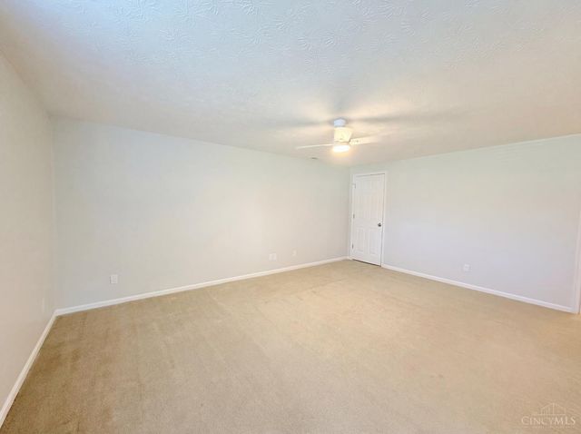 5550 Regimental Place, Cincinnati, OH 45239