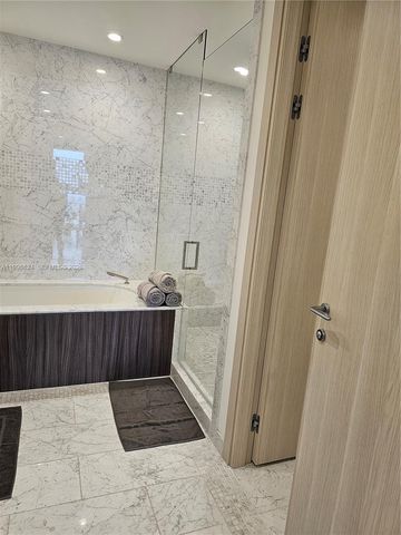 1000 Brickell Plz PH5503, Miami, FL 33131