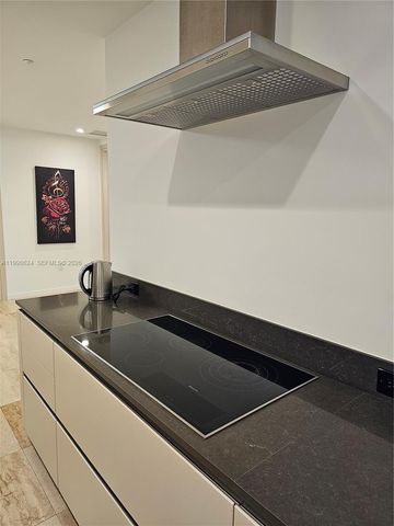 1000 Brickell Plz PH5503, Miami, FL 33131