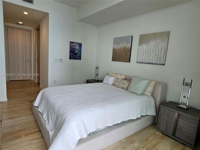 1000 Brickell Plz PH5503, Miami, FL 33131