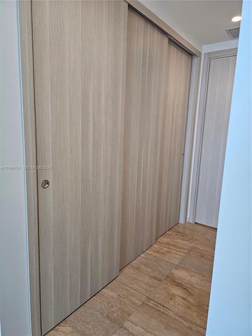 1000 Brickell Plz PH5503, Miami, FL 33131