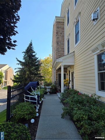 1A Sweeney, Montvale, NJ 07645