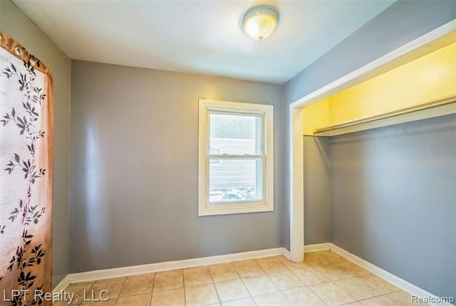 453 Spruce Street, Wyandotte, MI 48192