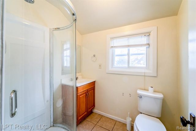 453 Spruce Street, Wyandotte, MI 48192