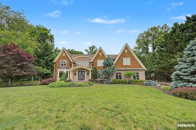 30 FRED Street, Old Tappan, NJ 07675
