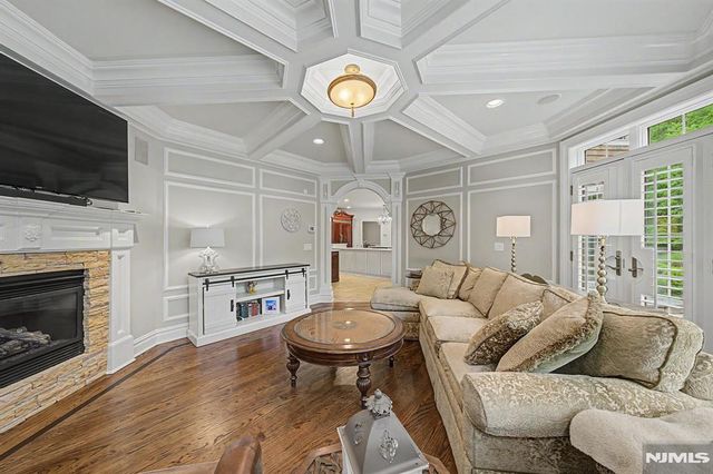 30 FRED Street, Old Tappan, NJ 07675