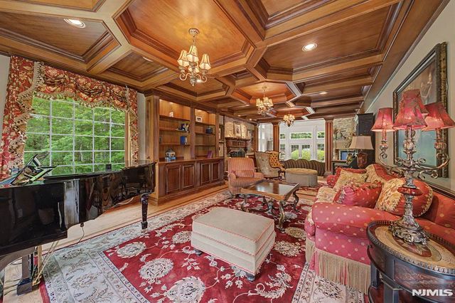 30 FRED Street, Old Tappan, NJ 07675