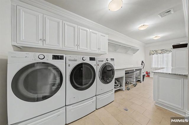30 FRED Street, Old Tappan, NJ 07675