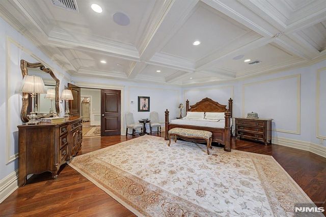 30 FRED Street, Old Tappan, NJ 07675