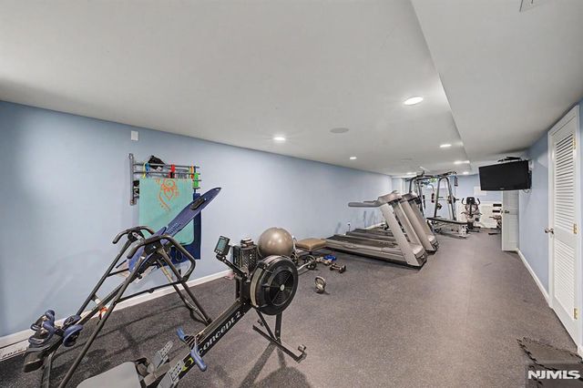 30 FRED Street, Old Tappan, NJ 07675
