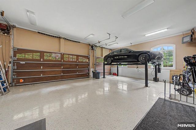 30 FRED Street, Old Tappan, NJ 07675