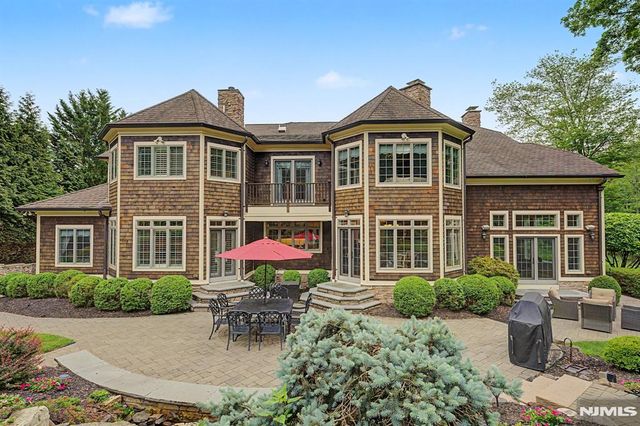 30 FRED Street, Old Tappan, NJ 07675