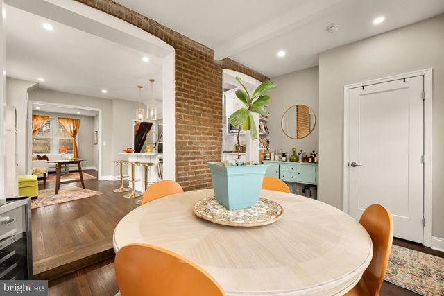 2124 NORTH CAPITOL ST NW, Washington, DC 20002