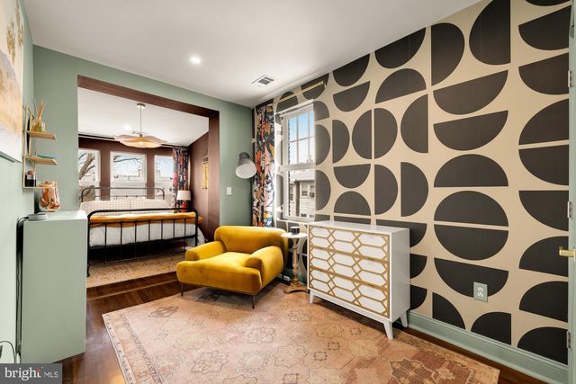 2124 NORTH CAPITOL ST NW, Washington, DC 20002