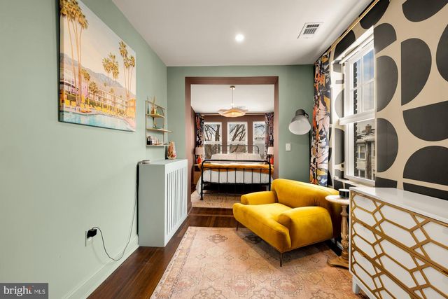 2124 NORTH CAPITOL ST NW, Washington, DC 20002