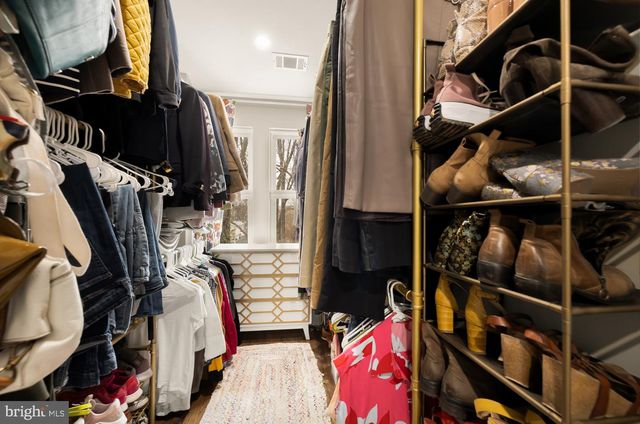 2124 NORTH CAPITOL ST NW, Washington, DC 20002