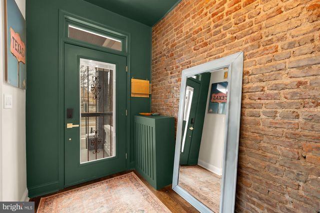 2124 NORTH CAPITOL ST NW, Washington, DC 20002