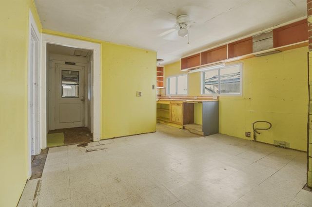 529 Wave Street, Monterey, CA 93940