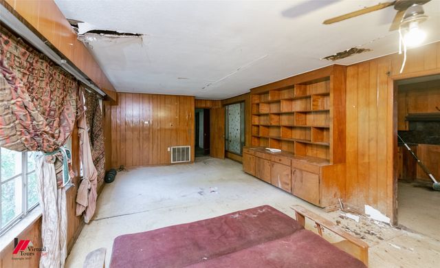 206 North Street, Springhill, LA 71075