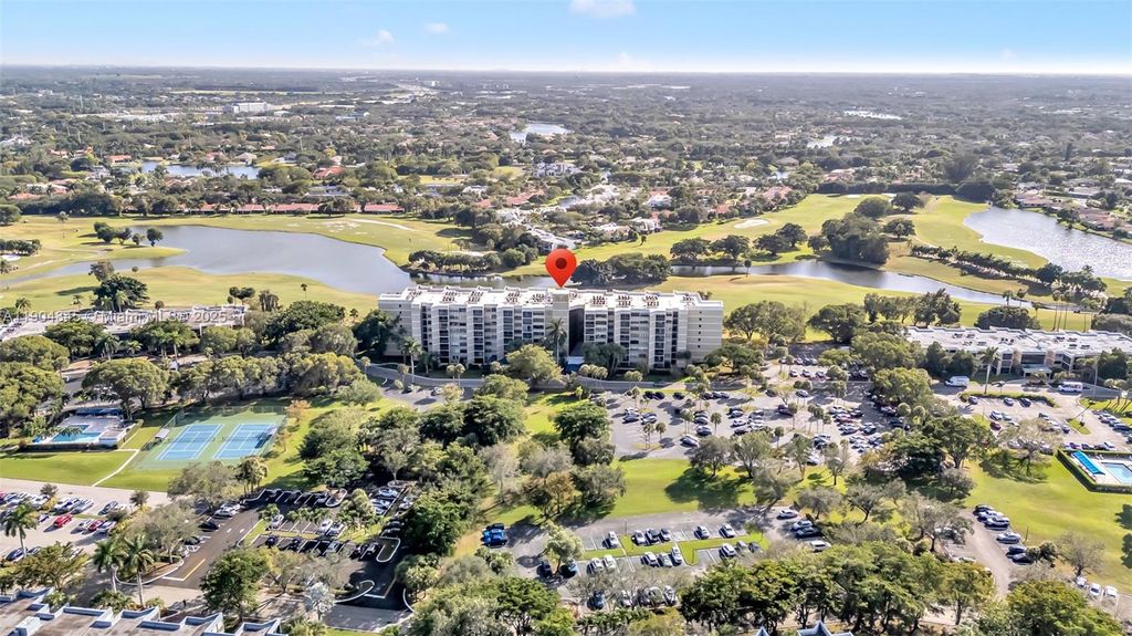 16300 Golf Club Rd 408, Weston, FL 33326