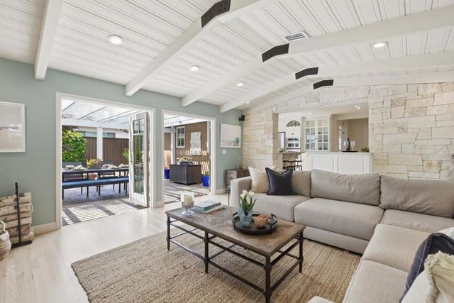 2176 Blossom Crest Way, San Jose, CA 95124