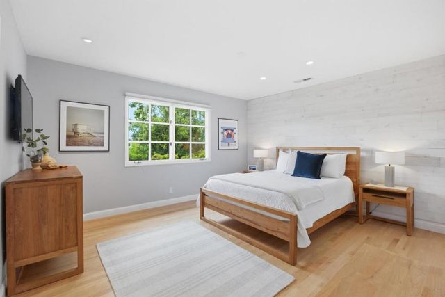 2176 Blossom Crest Way, San Jose, CA 95124