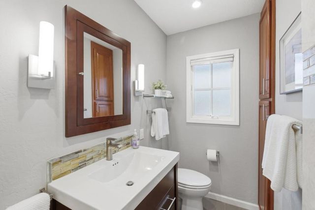 2176 Blossom Crest Way, San Jose, CA 95124