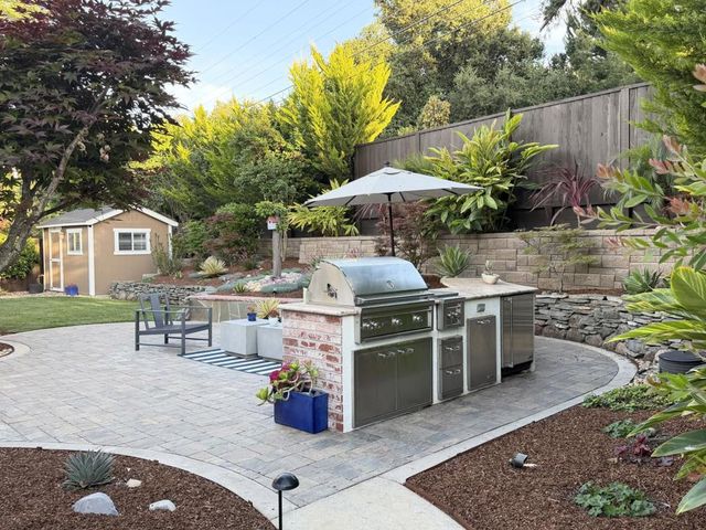 2176 Blossom Crest Way, San Jose, CA 95124